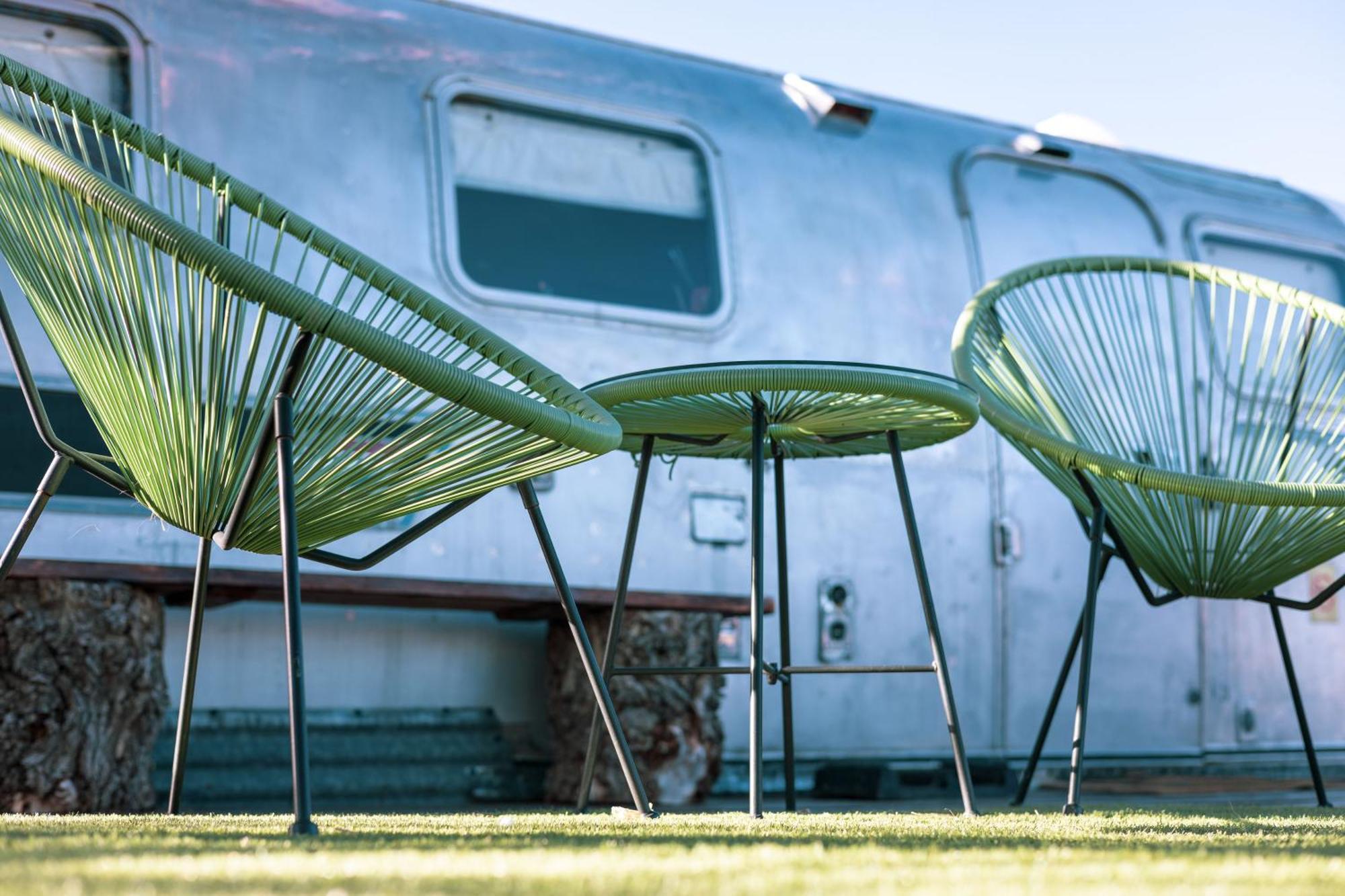 Silver Bullet Airstream, El Mistico Glamping Ranch Nogal Экстерьер фото